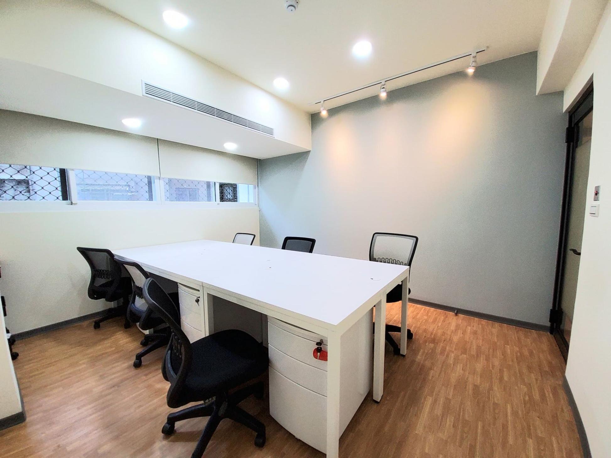 HAVE A SEAT時尚商務中心 HAVE A SEAT時尚商務中心