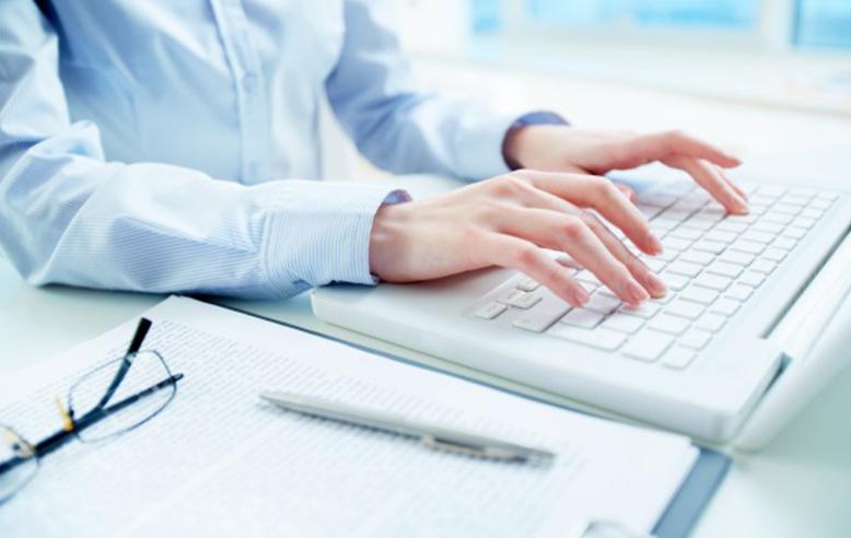 商標符號R®、TM™、C©是什麼？你該注意這些地方！