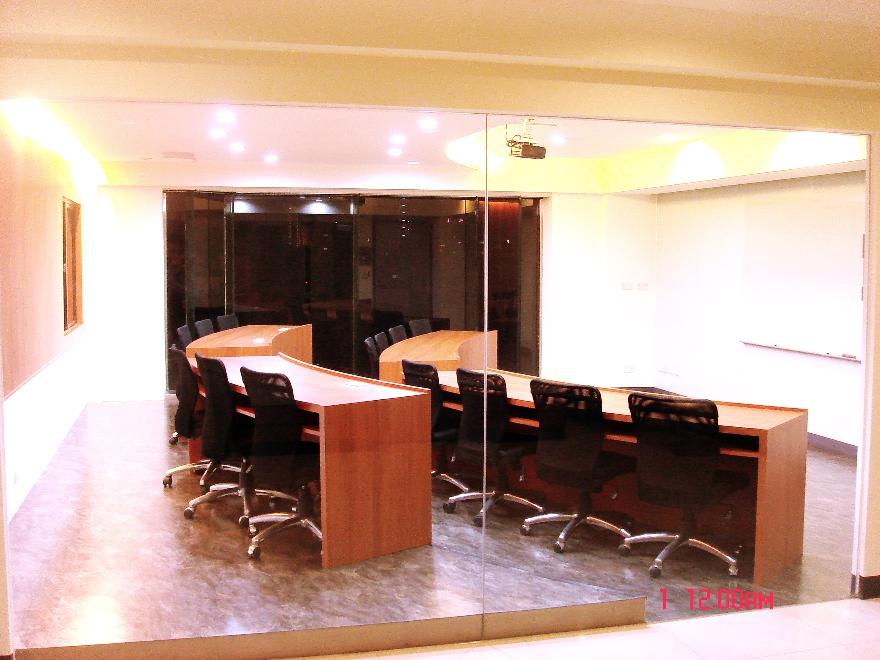 大登商務中心行動辦公室